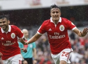 雷火电竞合作-包含热刺力克本菲卡，迪玛利亚乌龙送礼英超的词条